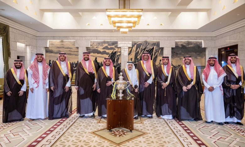 أمير منطقة الرياض يستقبل رئيس مجلس إدارة شركة نادي النصر